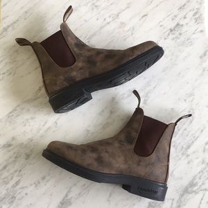 Blundstone Women’s Dress Boots, Rustic Brown Suede